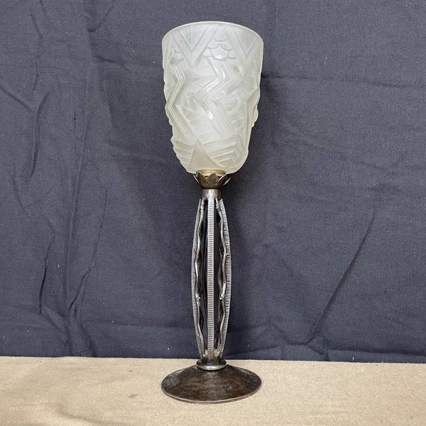 Lampe Art Déco signée Schneider